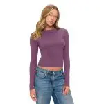 CAMISETA AJUSTADA TIPO BABY TEE DE MANGA LARGA, CROP TOP (ESTILO 7260)